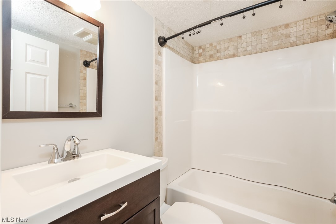 9739 Hoose Road Mentor, OH 44060 - Photo 13 of 20 Gallery Image 13