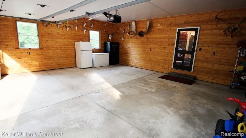 3505 Ray Road Oxford, MI 48370 - Photo 51 of 68 11 Garage 2 (Small).jpg