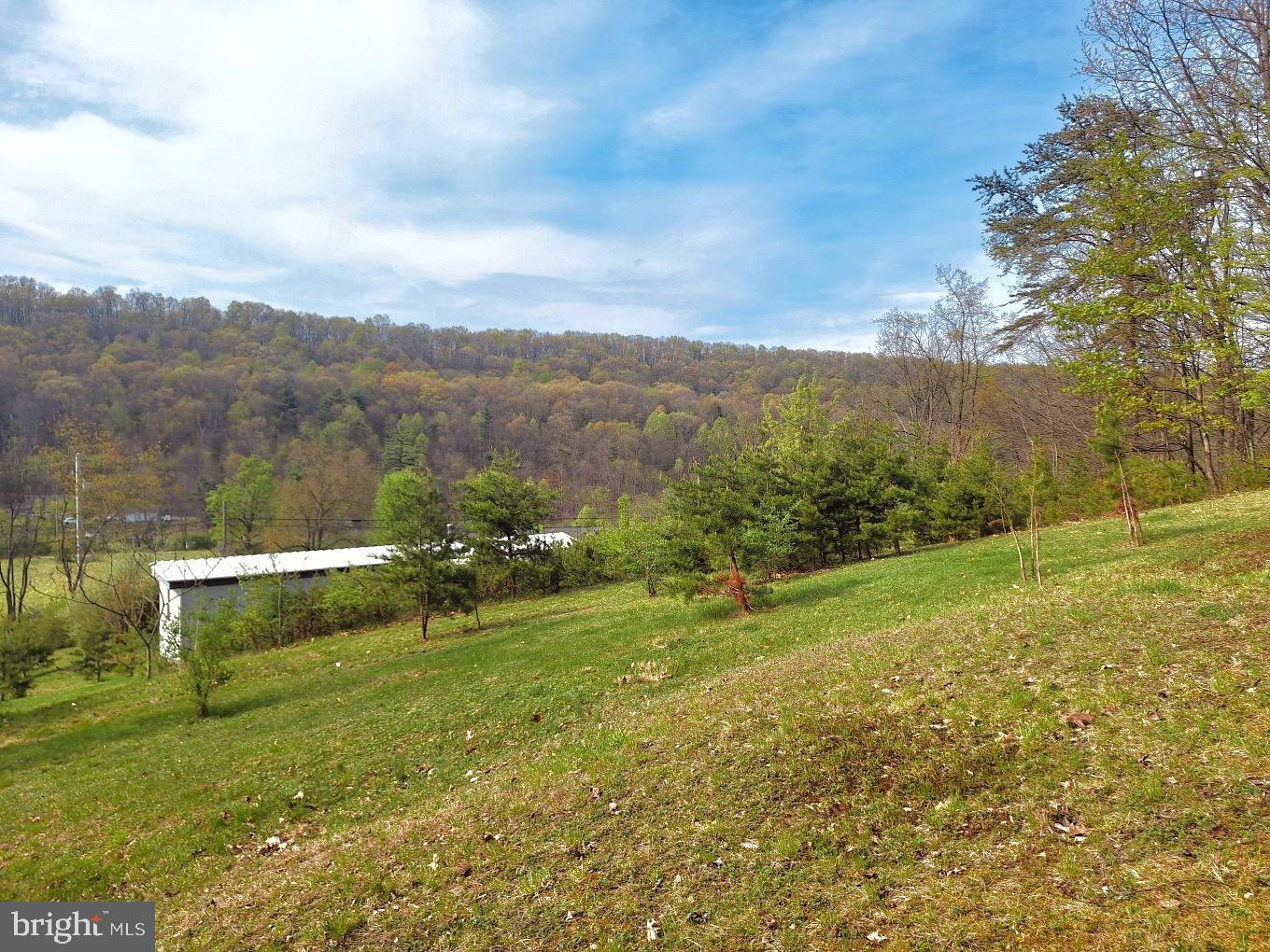 435 Neitz Valley Road Selinsgrove, PA 17870 - Photo 12 of 13 Gallery Image 12