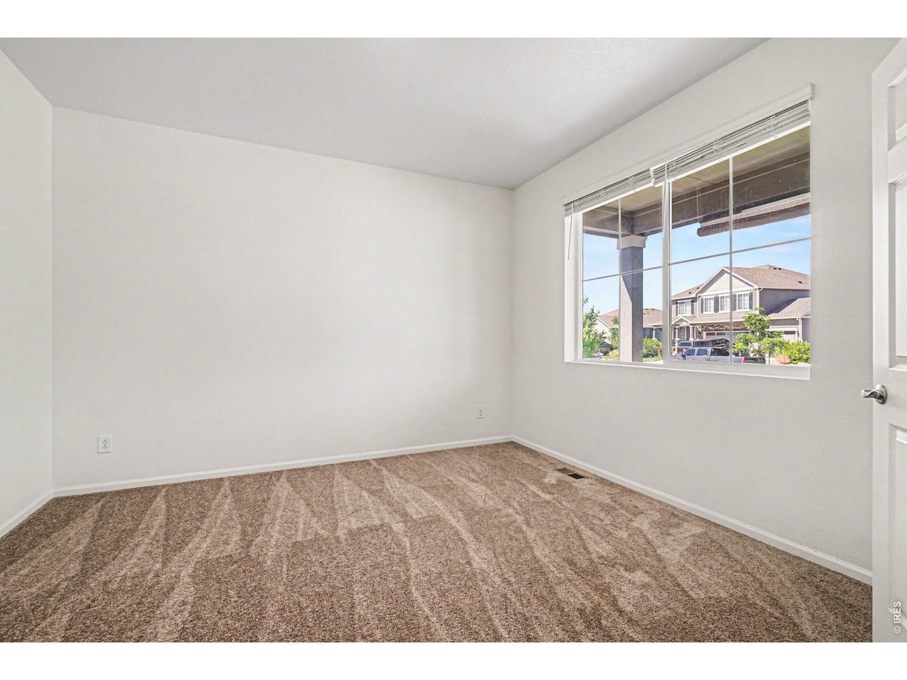 1378 Sun River Road Berthoud, CO 80513 - Photo 11 of 33 Main Floor Office
