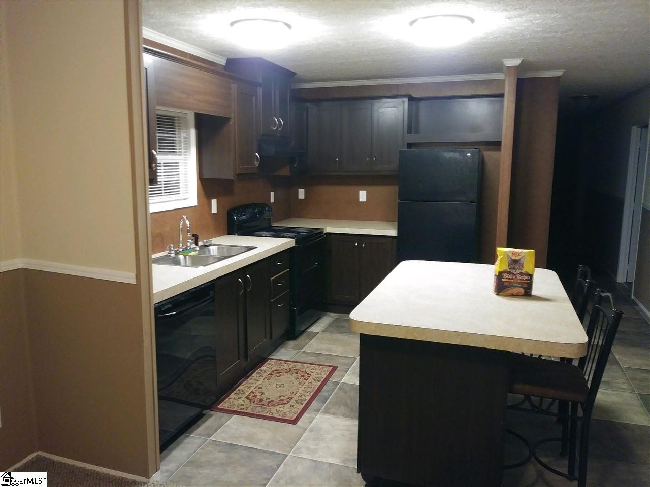 368 Mt Bethel Road Pickens, SC 29671 - Photo 4 of 14