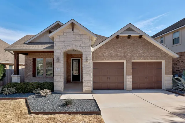 $430,000 | 228 Sangiovese, Leander, TX 78641
