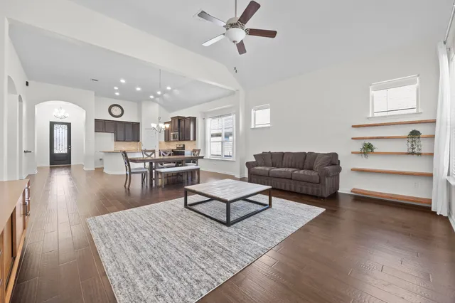 $430,000 | 228 Sangiovese, Leander, TX 78641