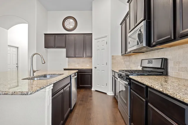 $430,000 | 228 Sangiovese, Leander, TX 78641