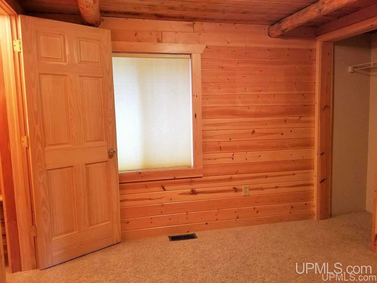 11000 Lily Lk Road Manistique, MI 49854 - Photo 14 of 34