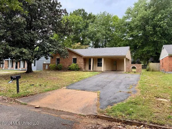 $1,395 | 6475 Forest Glen Drive, Horn Lake, MS 38637