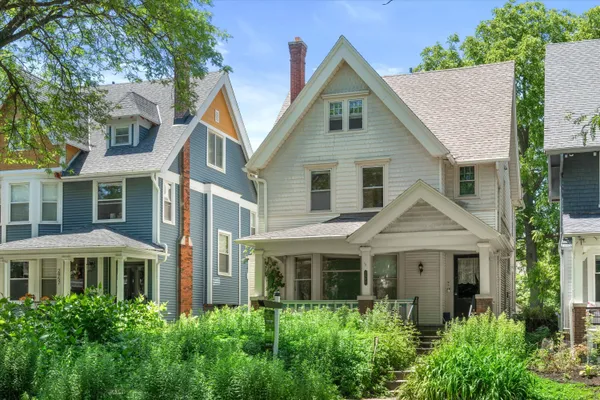 $425,000 | 2963 North Prospect Avenue, Milwaukee, WI 53211