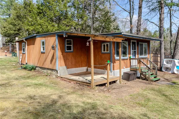 $349,900 | 52 West Shore Lane, Burrillville, RI 02859