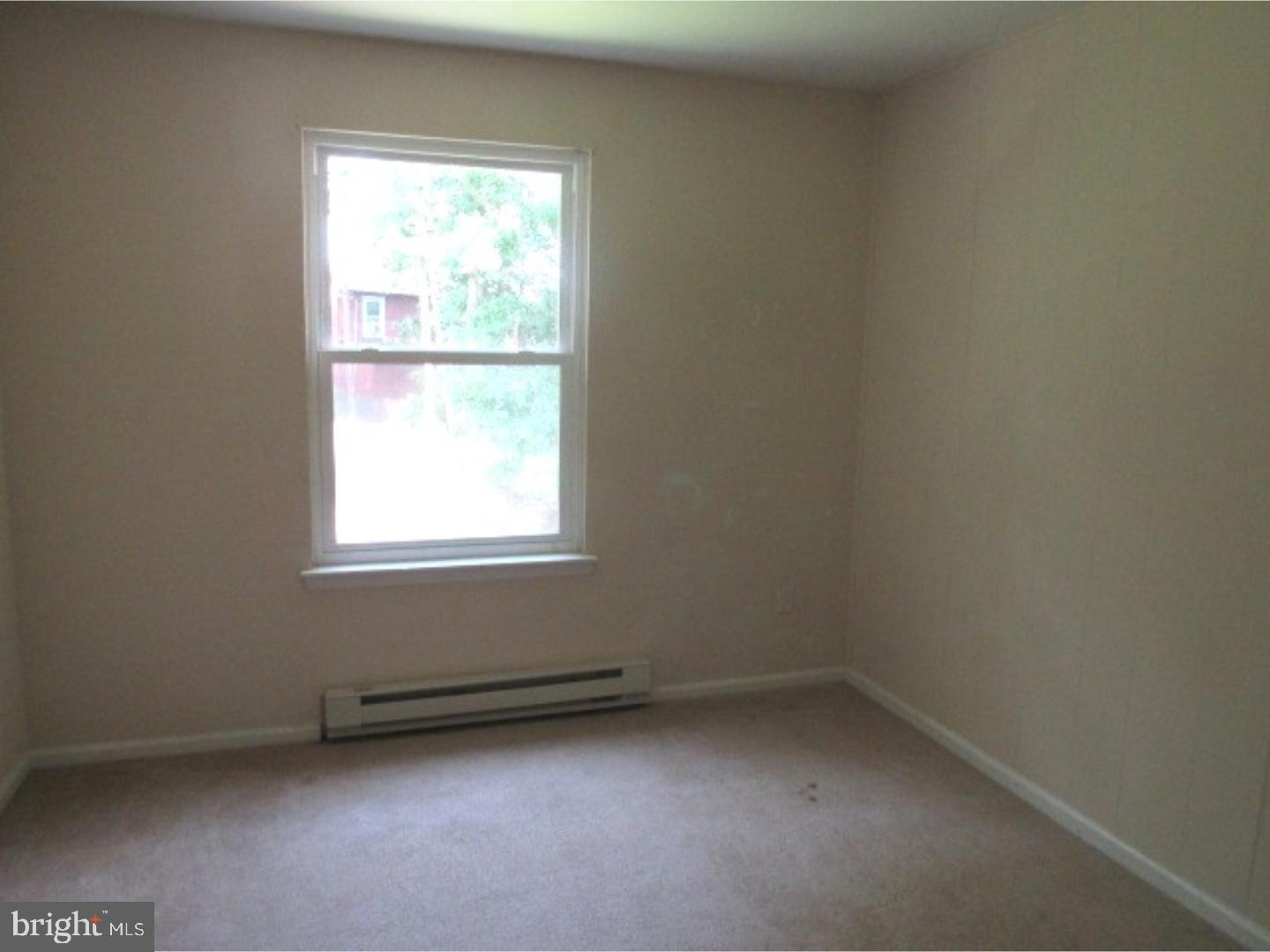 23 Brookshire Road Sicklerville, NJ 08081 - Photo 6 of 11 Gallery Image 6