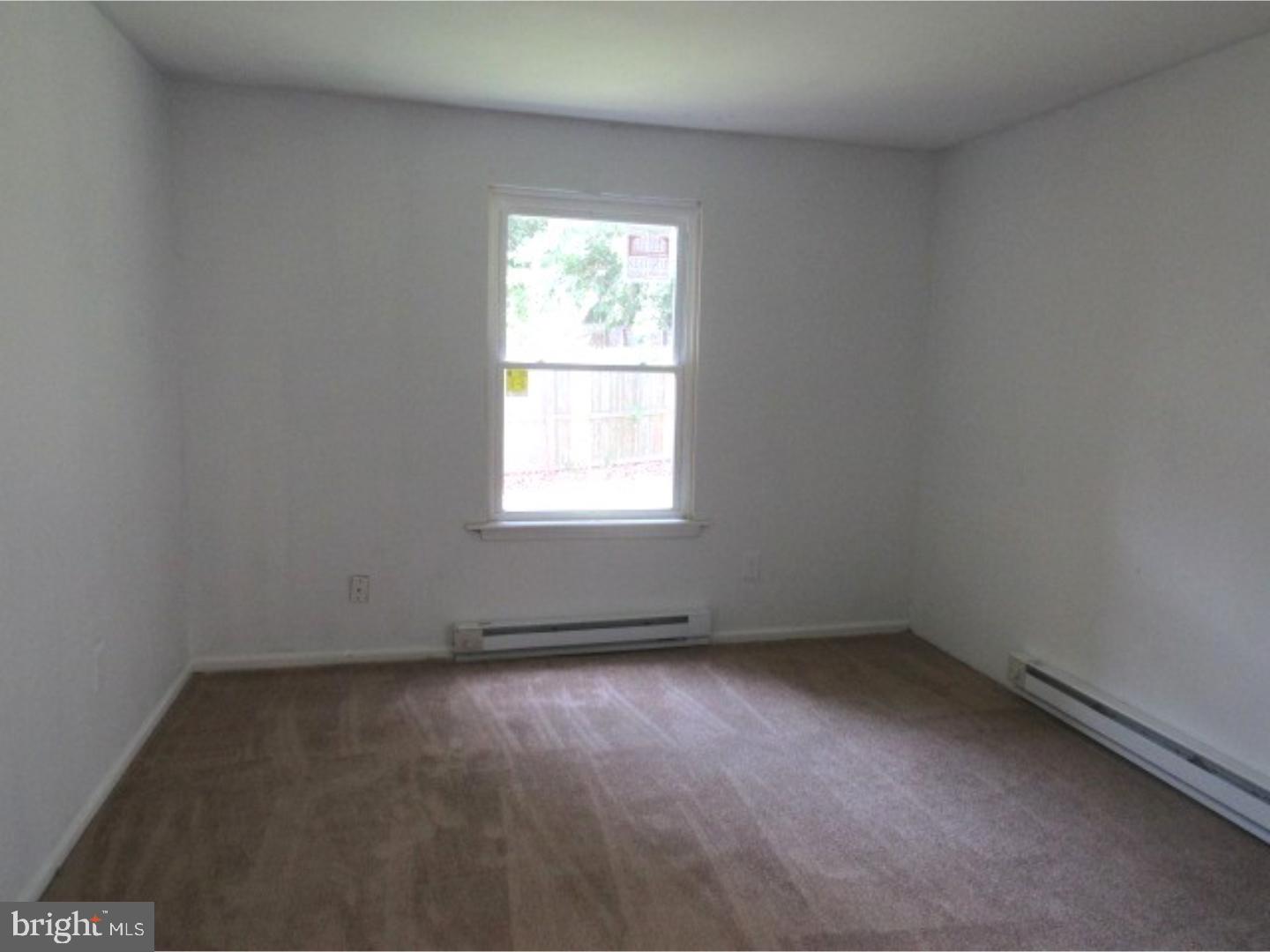 23 Brookshire Road Sicklerville, NJ 08081 - Photo 9 of 11 Gallery Image 9