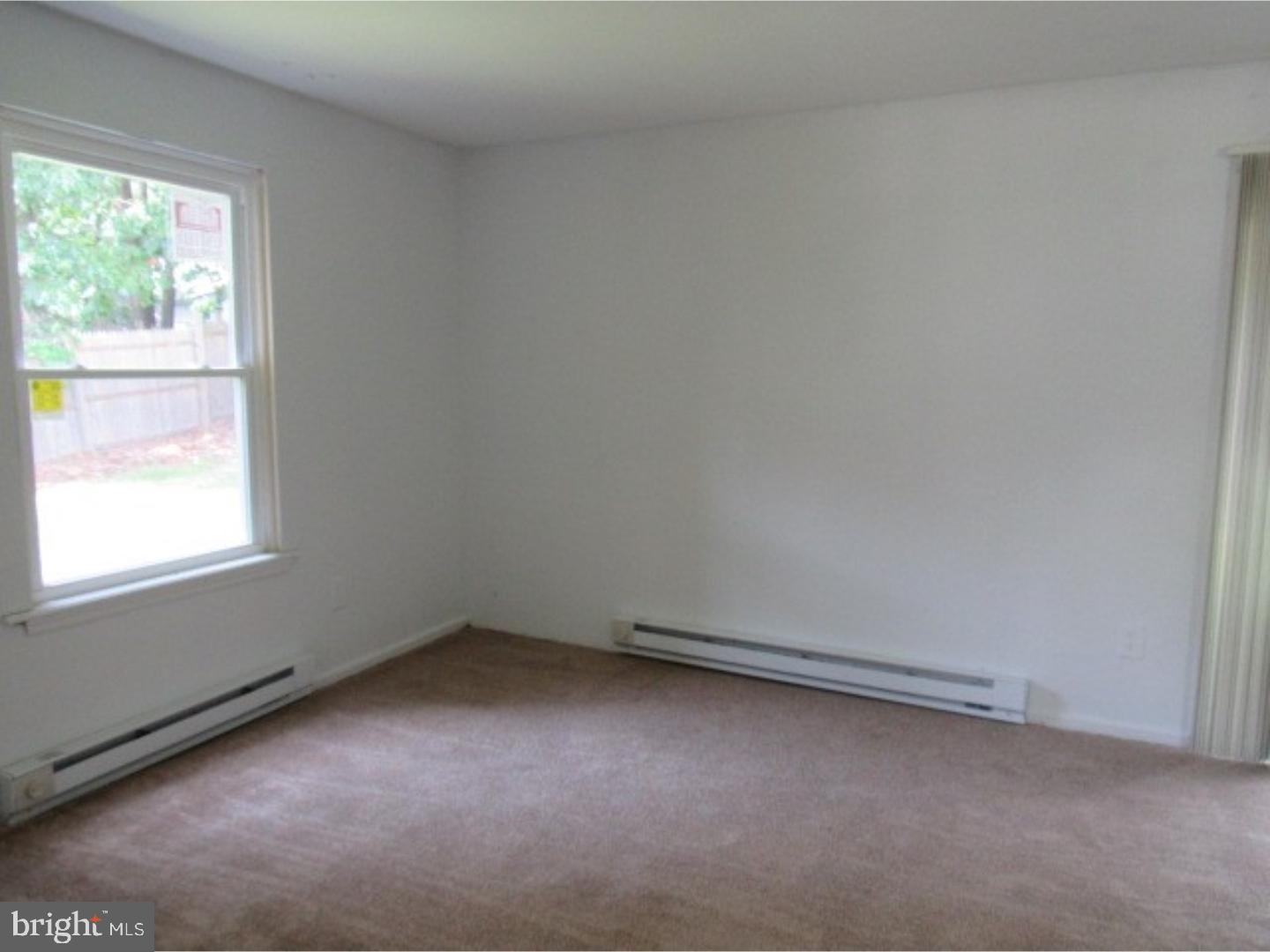 23 Brookshire Road Sicklerville, NJ 08081 - Photo 10 of 11 Gallery Image 10