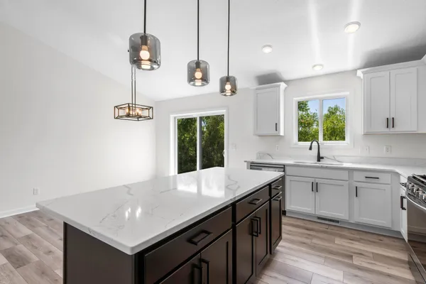 $429,900 | 3238 Nottingham Road, St. Cloud, MN 56301