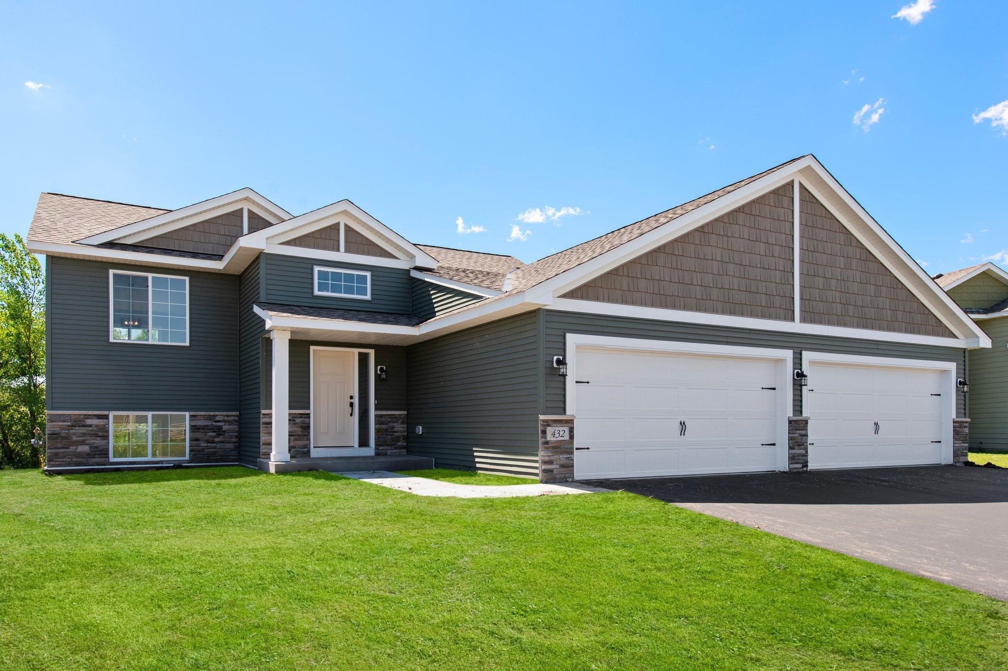 3238 Nottingham Road St. Cloud, MN 56301 - Photo 2 of 35