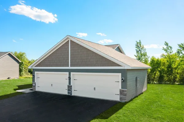 $429,900 | 3238 Nottingham Road, St. Cloud, MN 56301