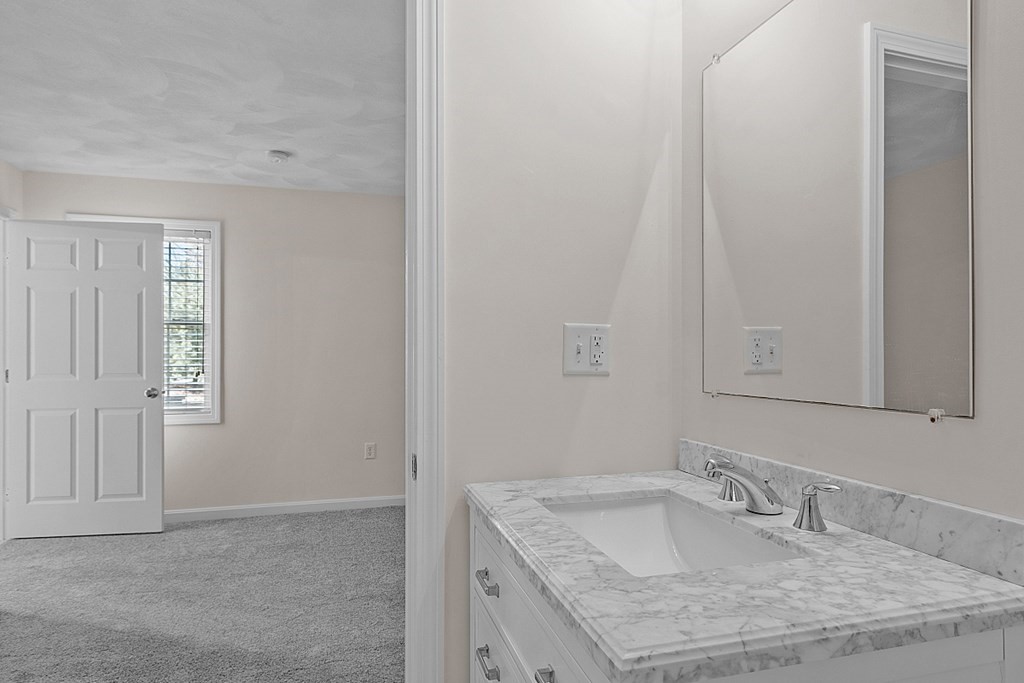 159 Allen Road, Unit 7 Billerica, MA 01821 - Photo 24 of 36