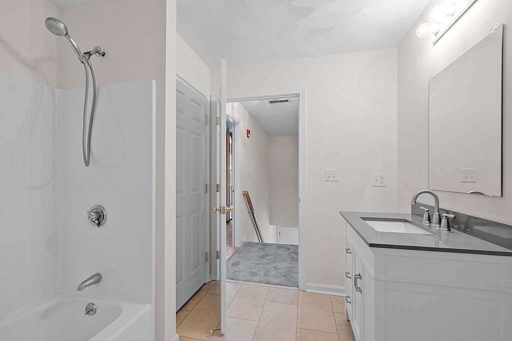 159 Allen Road, Unit 7 Billerica, MA 01821 - Photo 30 of 36