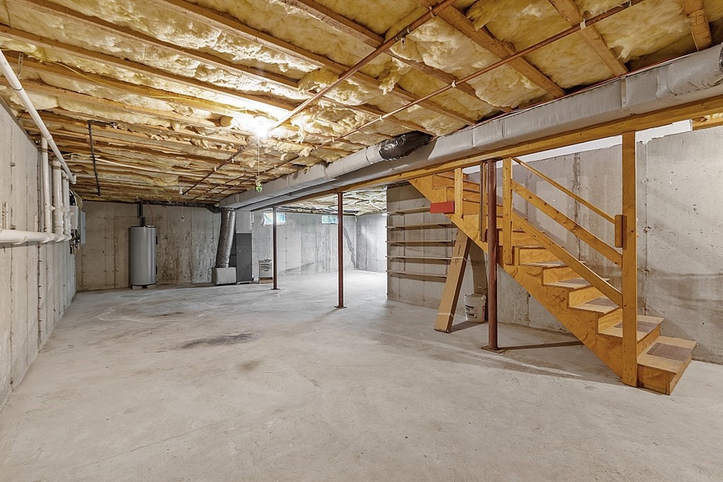 159 Allen Road, Unit 7 Billerica, MA 01821 - Photo 32 of 36