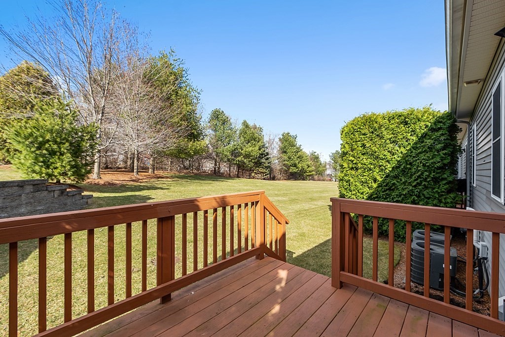 159 Allen Road, Unit 7 Billerica, MA 01821 - Photo 4 of 36