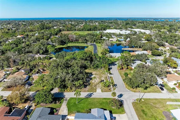 $399,000 | 210 77th Street Northwest, Bradenton, FL 34209