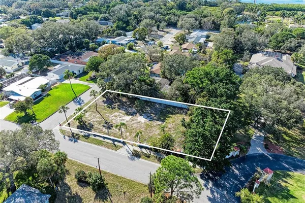 $399,000 | 210 77th Street Northwest, Bradenton, FL 34209