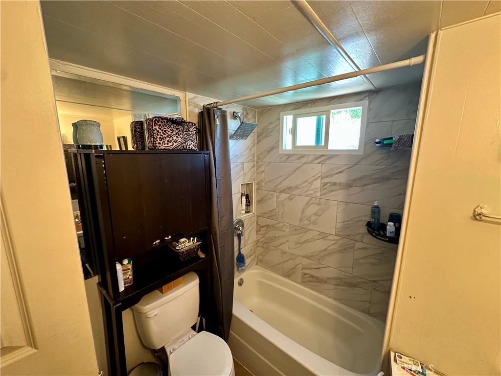 21923 Ottawa Road, Unit 12 Apple Valley, CA 92308 - Photo 8 of 10