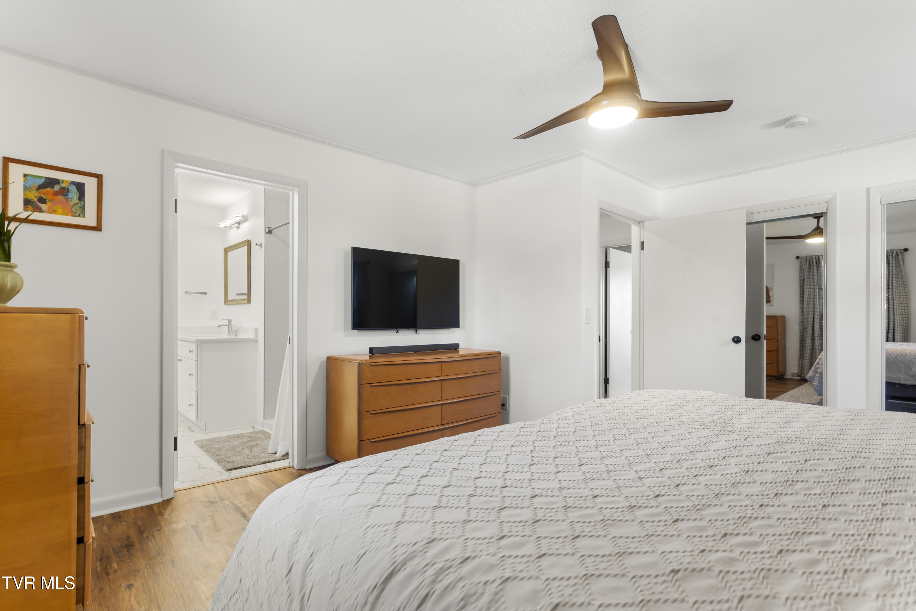 2112 Knob Creek Road Johnson City, TN 37604 - Photo 22 of 85 Owners Suite