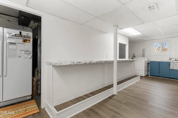 $649,900 | 2112 Knob Creek Road, Johnson City, TN 37604