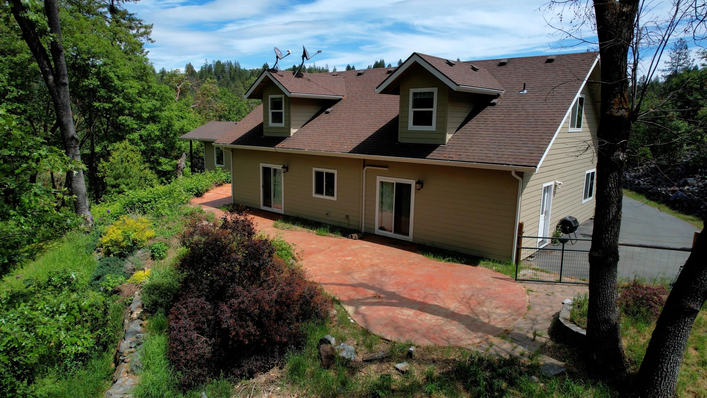 10523 Lower River Road Grants Pass, OR 97526 - Photo 2 of 58 Sequence 01.00_00_06_07.Still001