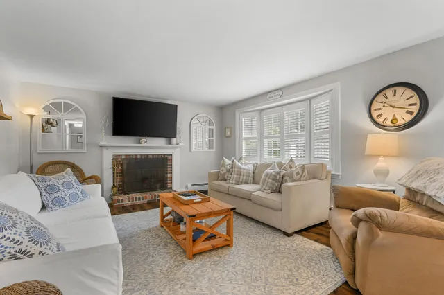 $669,000 | 81 Monomoy Circle, Centerville, MA 02632