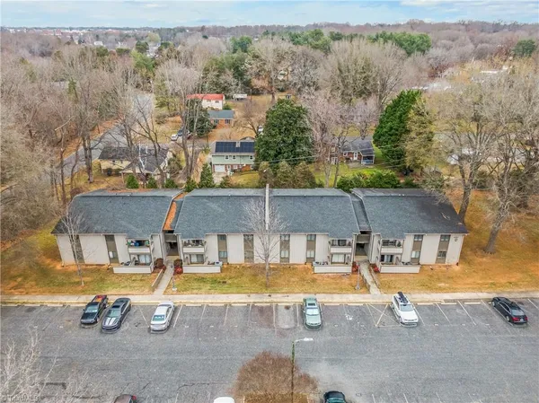 $129,900 | 2250 Sunderland Road, Unit 23B, Winston-Salem, NC 27103