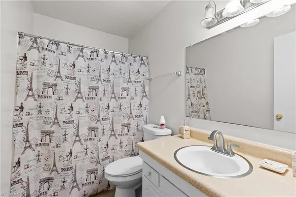 $129,900 | 2250 Sunderland Road, Unit 23B, Winston-Salem, NC 27103