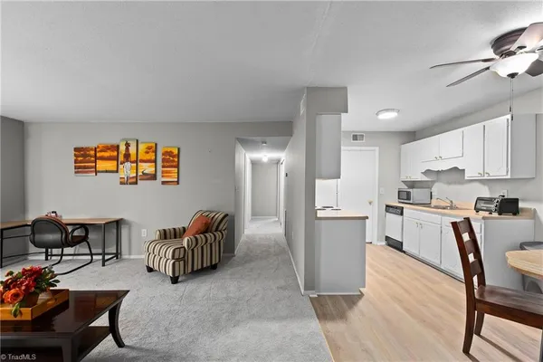 $129,900 | 2250 Sunderland Road, Unit 23B, Winston-Salem, NC 27103