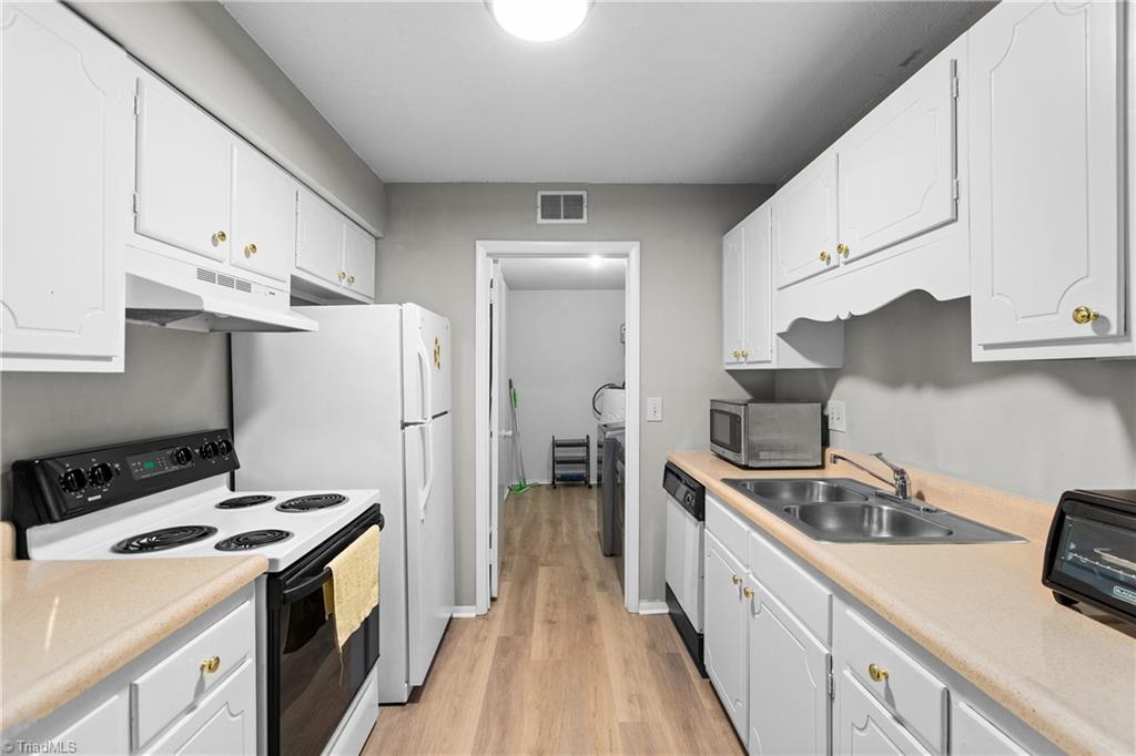 2250 Sunderland Road, Unit 23B Winston-Salem, NC 27103 - Photo 8 of 15