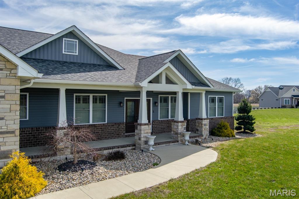 6602 Golden Raintree Avenue Edwardsville, IL 62025 - Photo 3 of 53