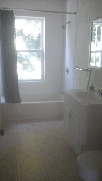 68 Fifth Avenue Worcester, MA 01607 - Photo 22 of 27 Gallery Image 22