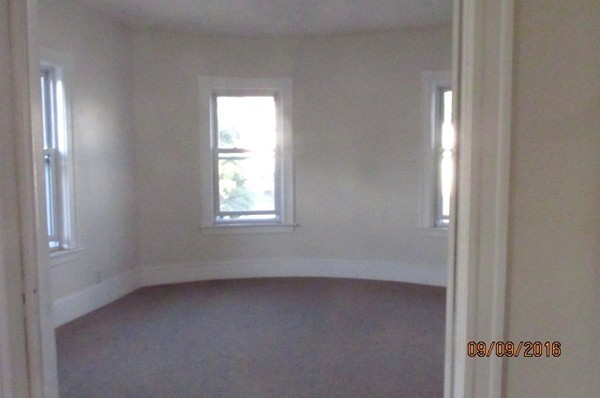 68 Fifth Avenue Worcester, MA 01607 - Photo 25 of 27 Gallery Image 25