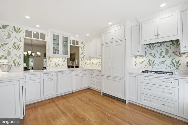 $753,750 | 207B Locust Street Southeast, Vienna, VA 22180