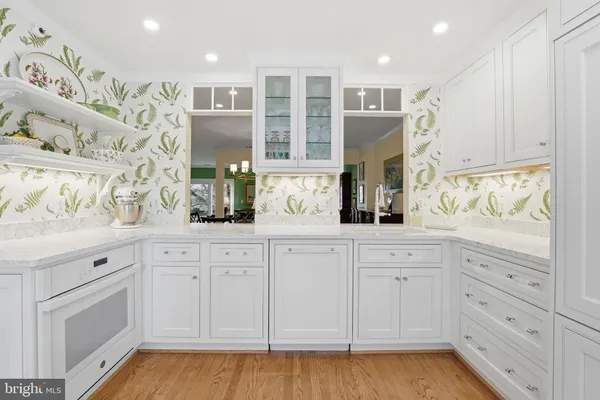 $753,750 | 207B Locust Street Southeast, Vienna, VA 22180