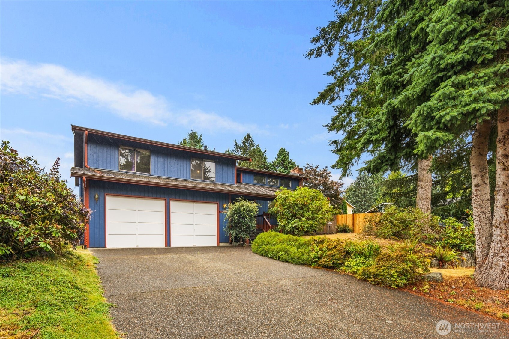 15915 Southeast 166th Place Renton, WA 98058 - Photo 1 of 40 Gallery Image 1