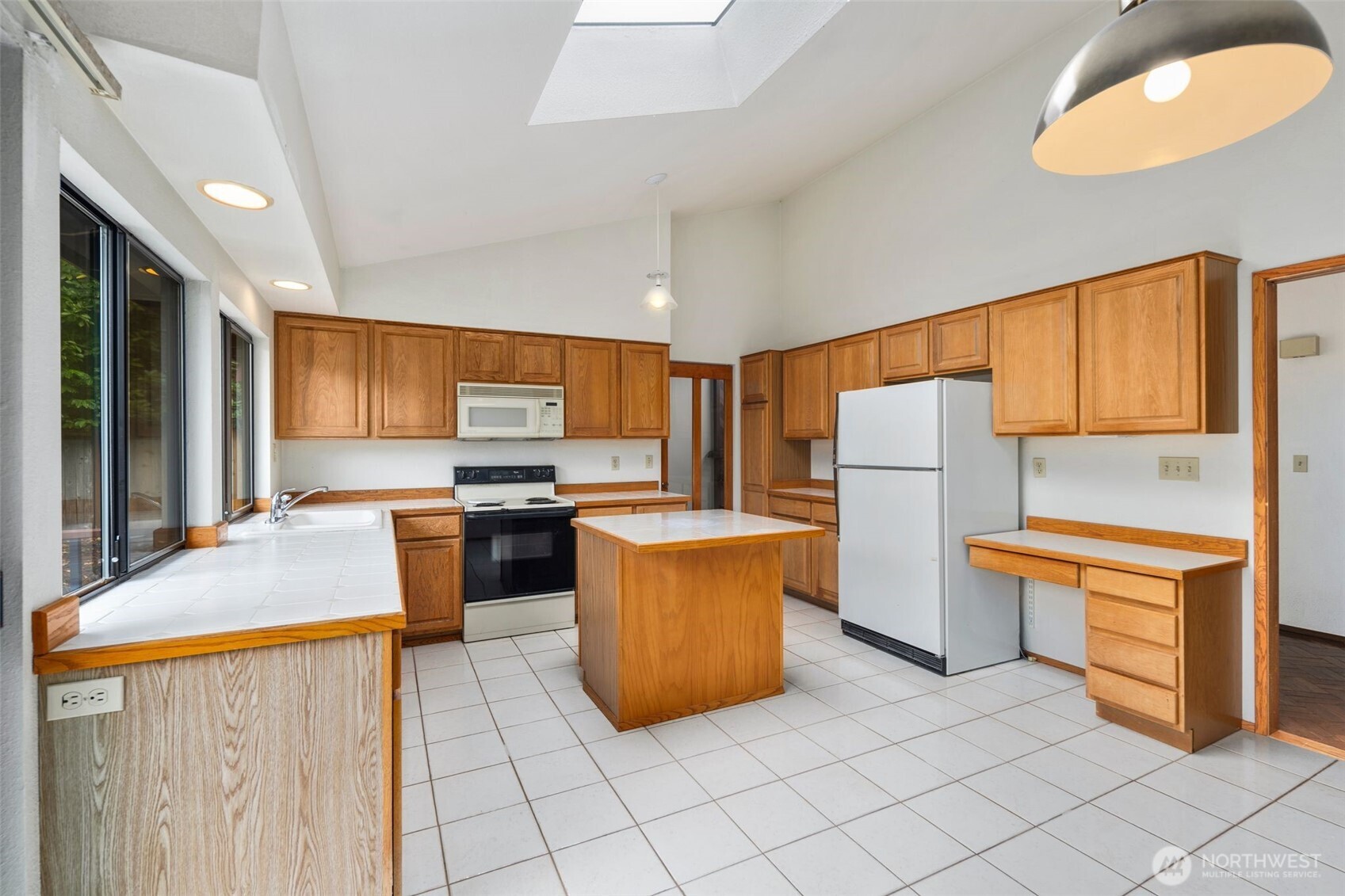 15915 Southeast 166th Place Renton, WA 98058 - Photo 20 of 40 Gallery Image 20