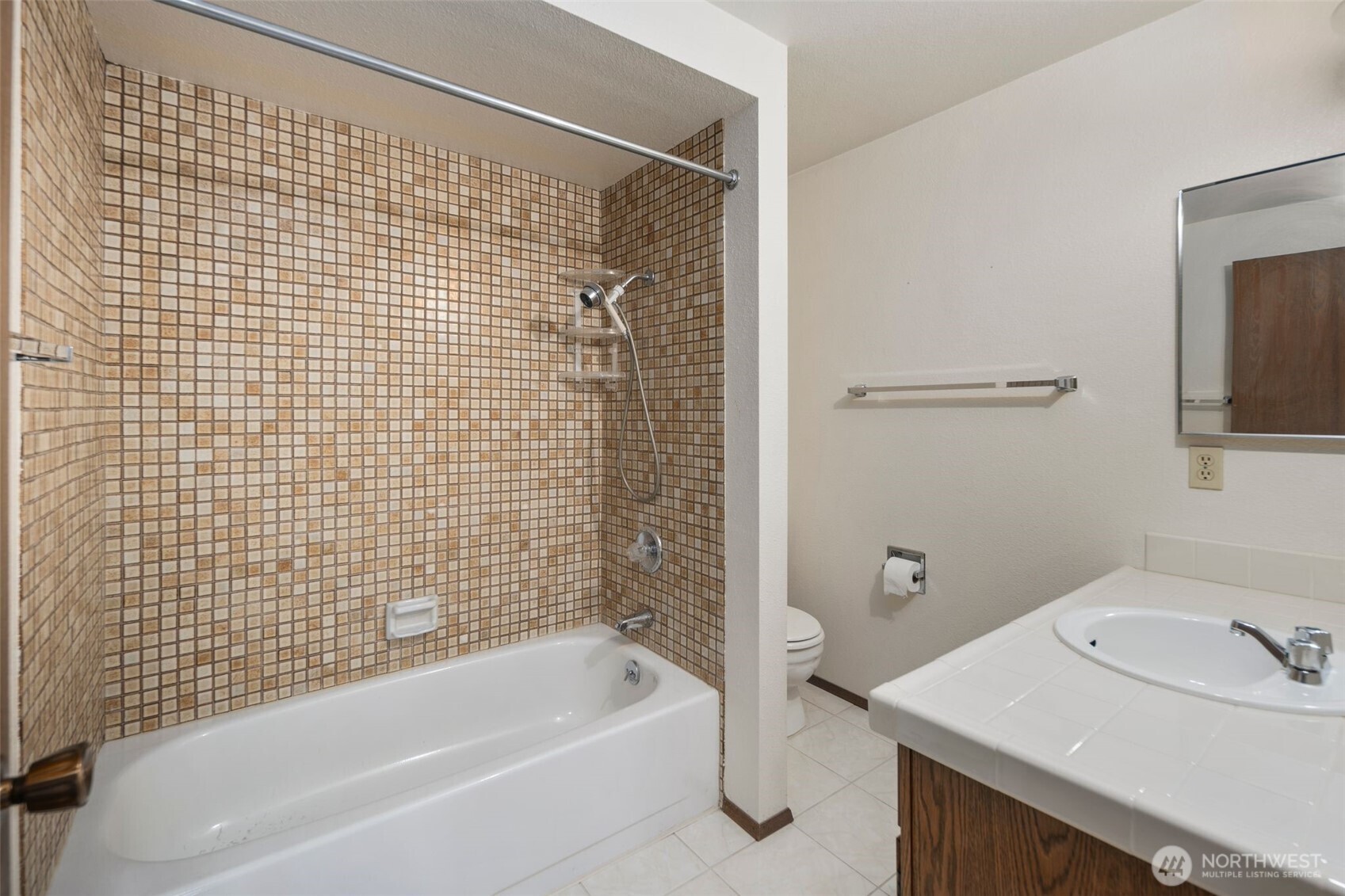 15915 Southeast 166th Place Renton, WA 98058 - Photo 24 of 40 Gallery Image 24