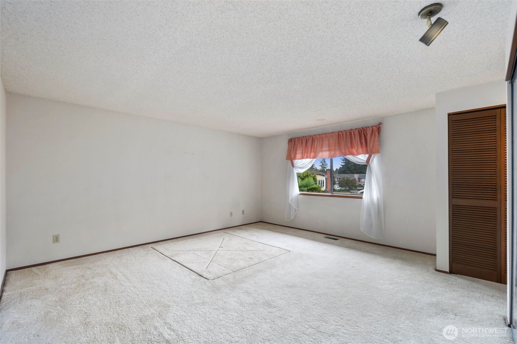 15915 Southeast 166th Place Renton, WA 98058 - Photo 26 of 40 Gallery Image 26