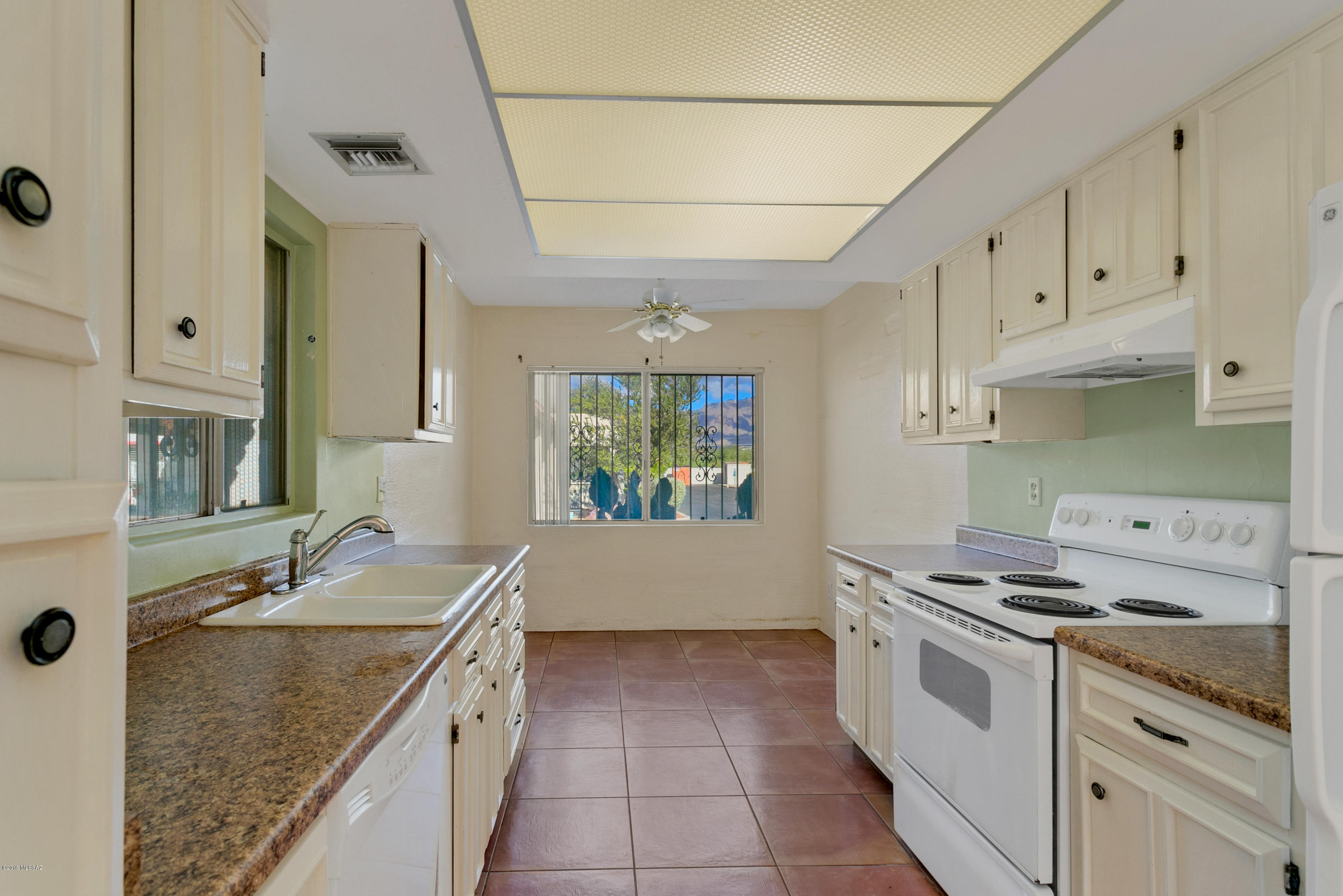 2525 East Prince Road, Unit 57 Tucson, AZ 85716 - Photo 9 of 22
