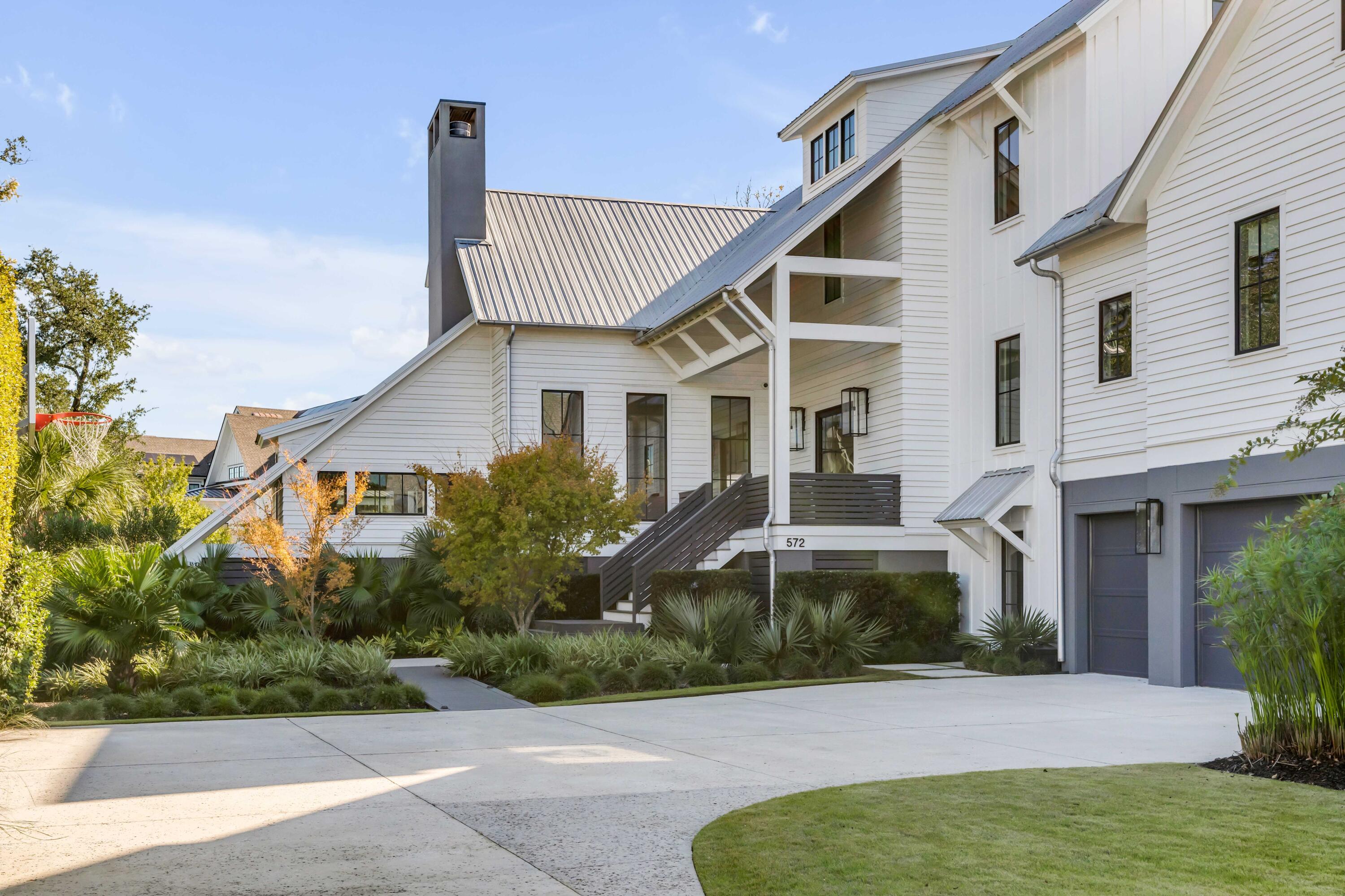572 Wading Place Daniel Island, SC 29492 - Photo 3 of 51 DSC07596