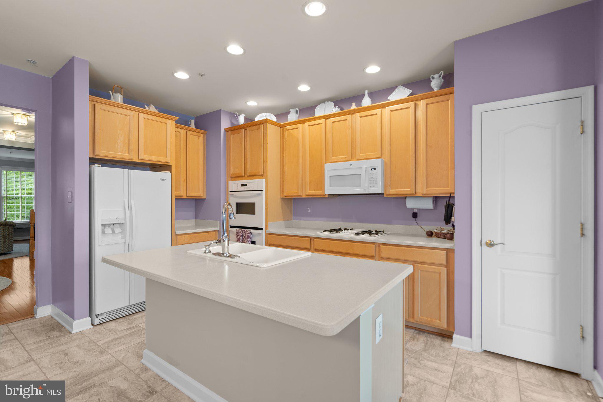 708 Ridgemont Avenue Rockville, MD 20850 - Photo 16 of 51 Double Oven and Cooktop