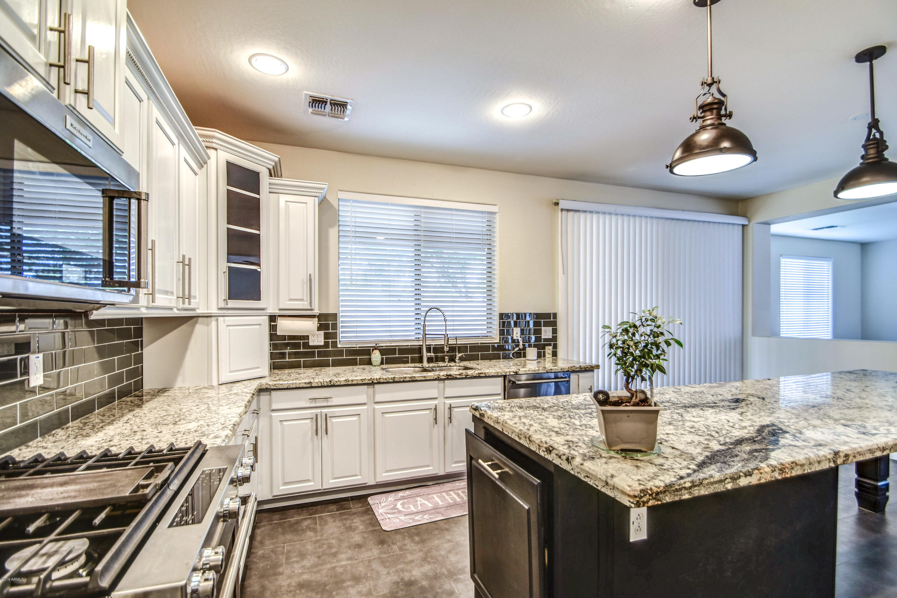 15165 West Boca Raton Road Surprise, AZ 85379 - Photo 9 of 40 KITCHEN 5