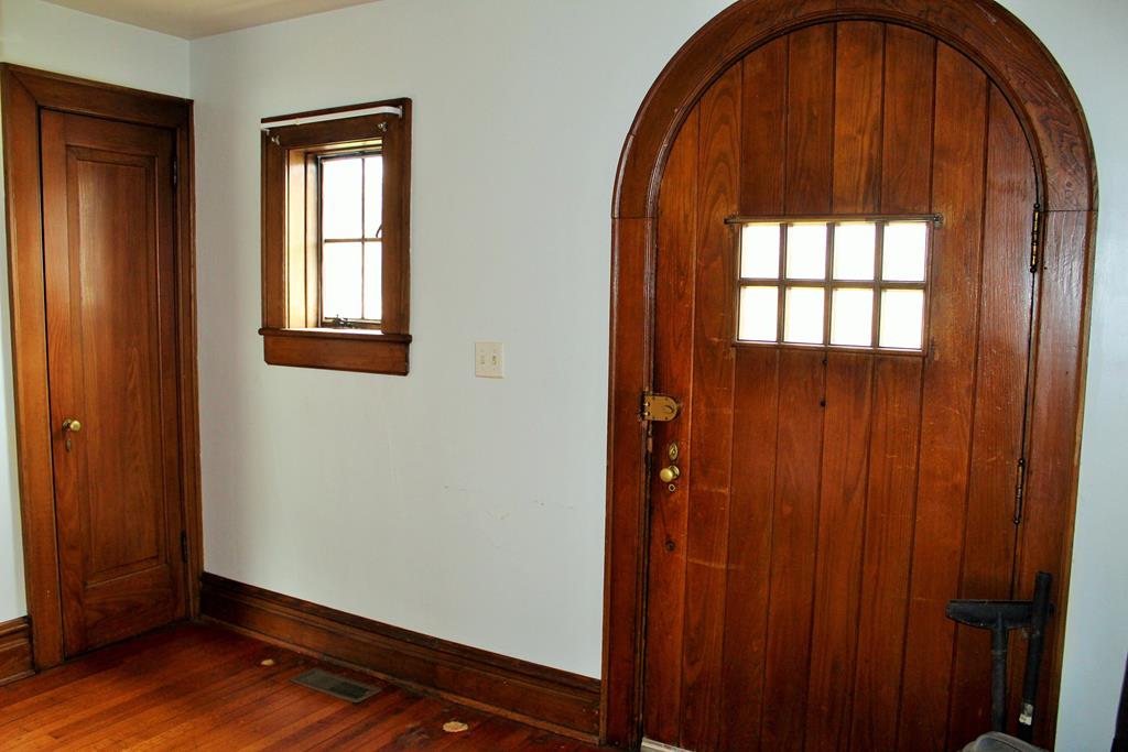 108 Riverview Road Ivanhoe, VA 24350 - Photo 17 of 34 Gallery Image 17