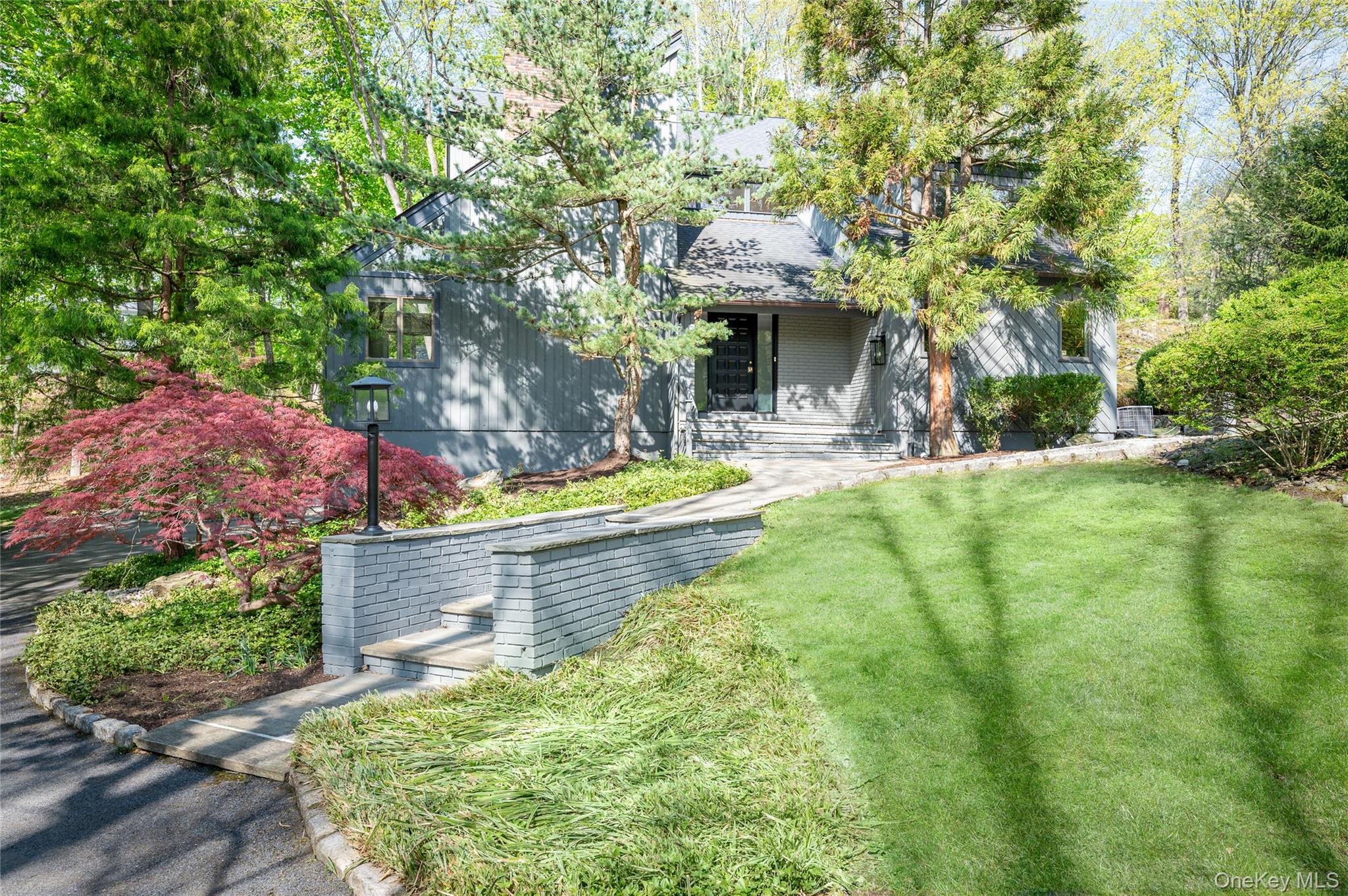 95 Old Lyme Road Chappaqua, NY 10514 - Photo 1 of 29 Welcome to 95 Old Lyme Road!