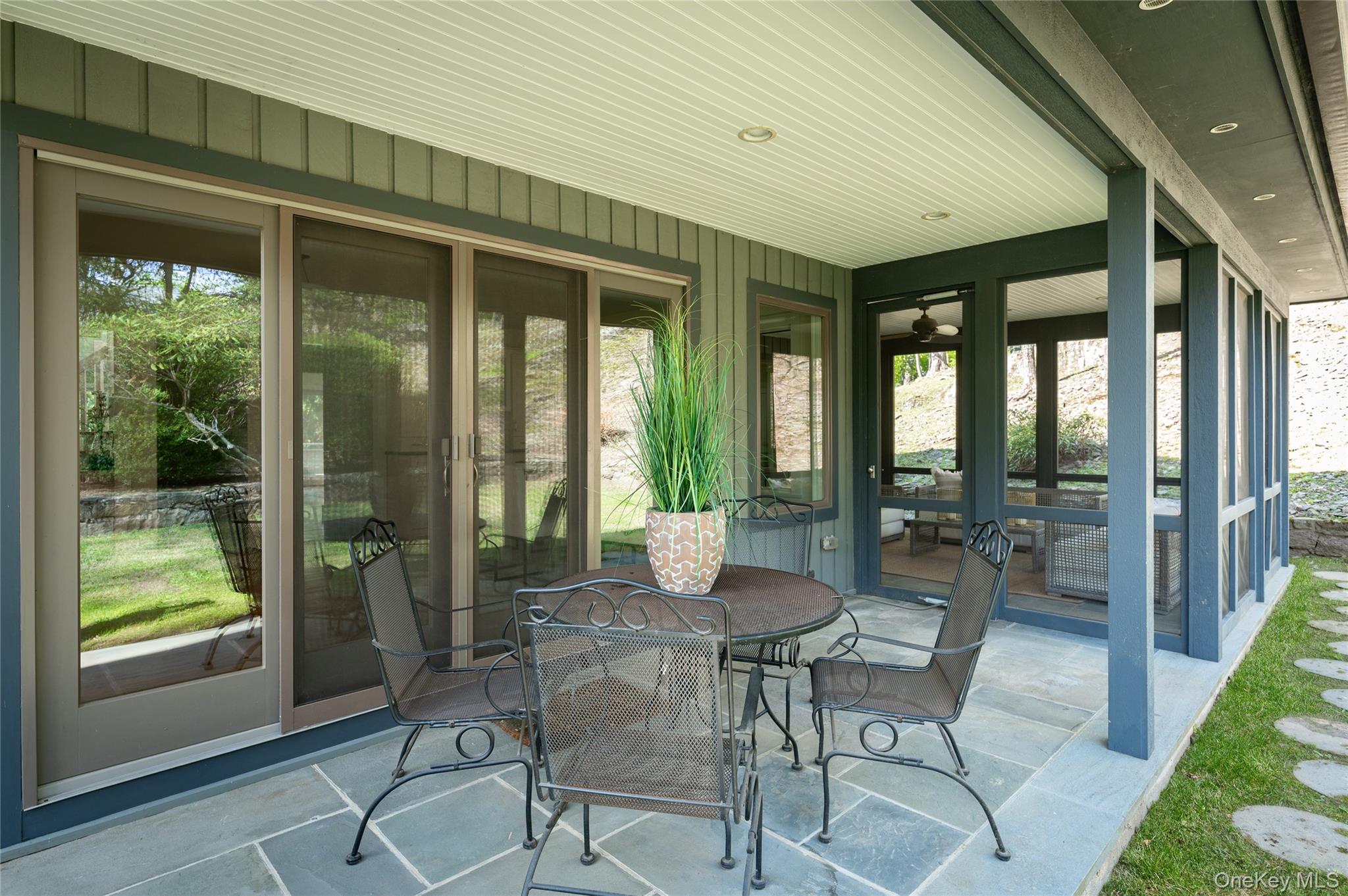 95 Old Lyme Road Chappaqua, NY 10514 - Photo 23 of 29