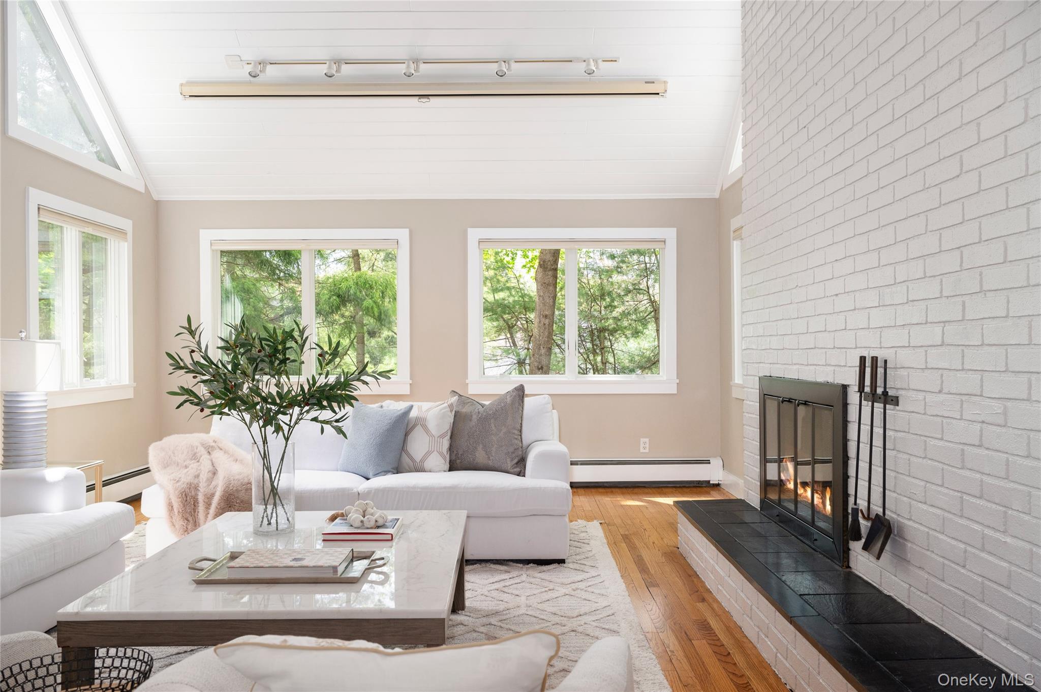 95 Old Lyme Road Chappaqua, NY 10514 - Photo 4 of 29